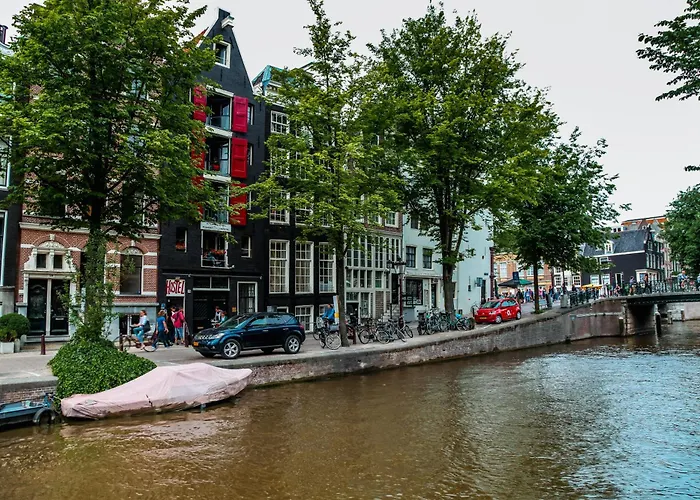 Amsterdam Downtown Hotel Canal View